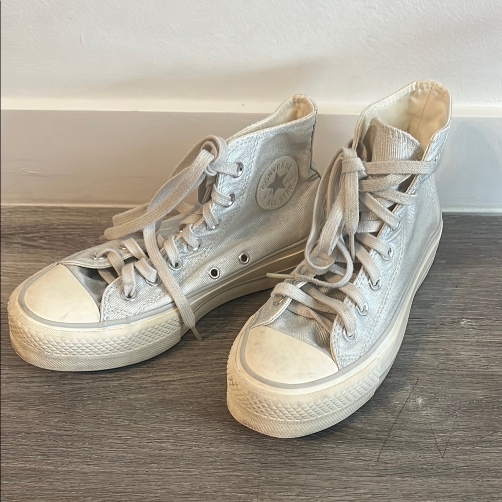 The Converse Chuck Taylor All Star Lift Hi platform - Silver